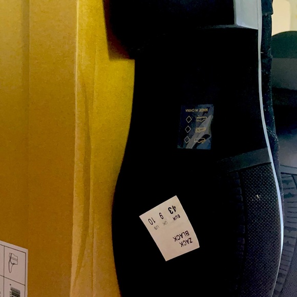 Men boots - Picture 3 of 3